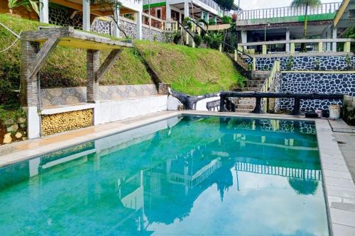Villa Kampus Near Taman Safari Cisarua Puncak RedPartner