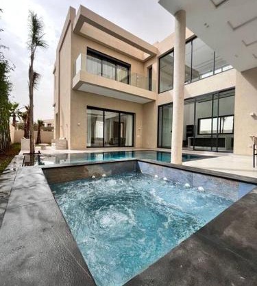 Villa Kenza piscine et jacuzzi chauffée
