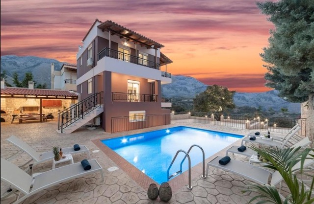 Villa Kermes Heated Pool