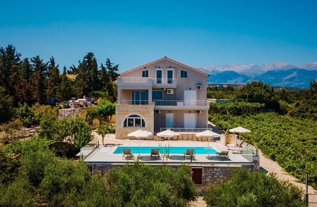 Villa Konstantinos Hilltop Vineyard Escape