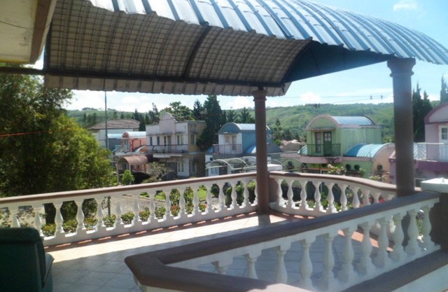 Villa Kota Bunga Protea