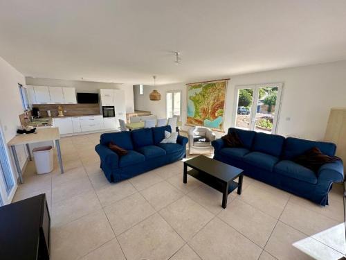 Villa l Esquirrol Vineyard Escape, cleaning included