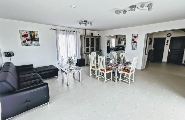 Villa LA Chrysolige Bord MER AU Calme & Spacieuse Plages Meschers S/gironde