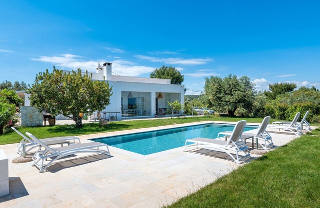 Villa 'La Corte Di Ninetta' con vistas al mar, Wi-Fi y aire acondicionado