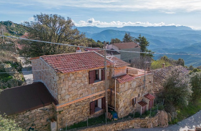 Villa "La Dimora Degli Dei" con vistas a la montaña, terraza y Wi-Fi