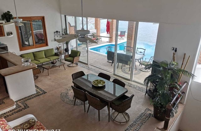 Villa la lancha a pie de playa
