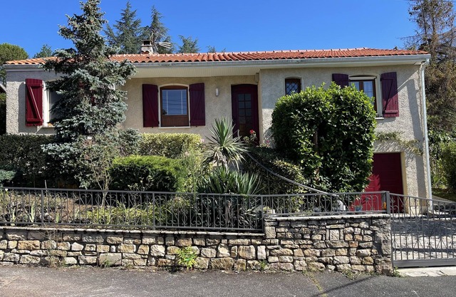 Villa LA Roseraie Figeac