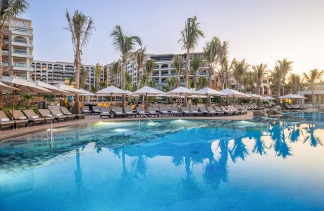 Villa la Valencia is a new Resort. 1, 2, & 3 bedrooms available. Inquire first.
