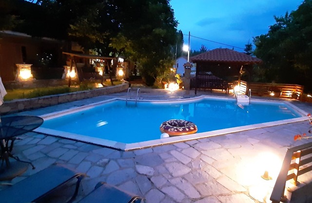 Villa Lagos (piscina / montaña / bosque / río)