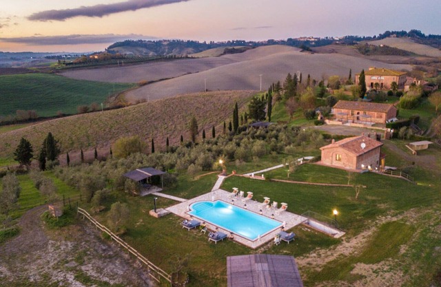 VILLA LAJATICO Farmhouse with Private Pool and the Most Exciting View over the Hilltops