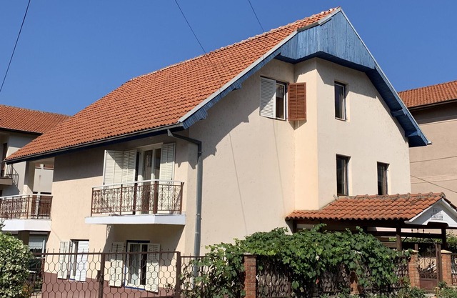Villa Lakeview cerca del lago Ohrid, alojamiento ideal para grupos.