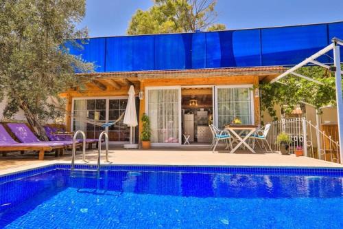 Villa Lal Nicholas / Kalkan