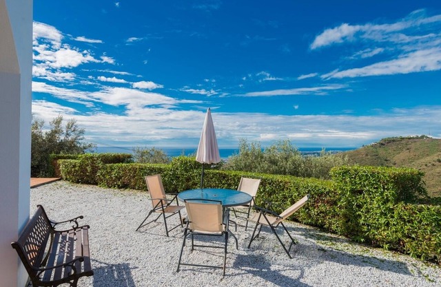 Villa Lantana Algarrobo by Ruralidays