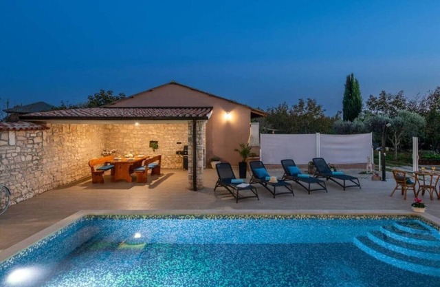 Villa Lara with private pool