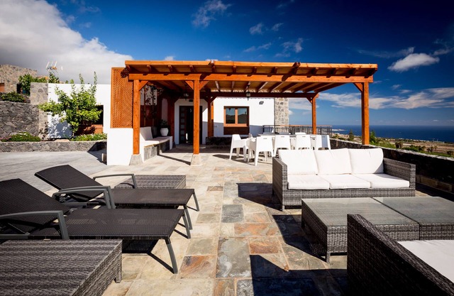 Villa Las Rosas, Los Menores, Adeje