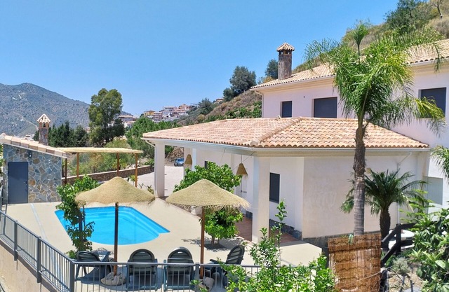 VILLA LAS VIÑAS