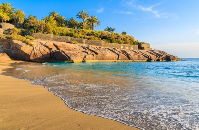 Villa Las Vistas Alta. Attractive 3 Bedroom Villa. Private Pool. Sea Views.