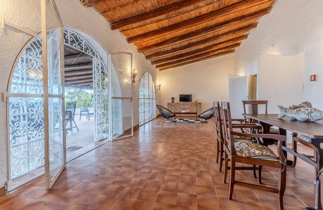 Villa Laura by Wonderful Italy