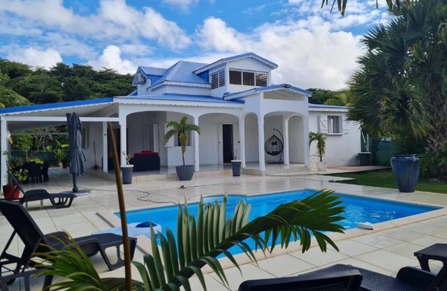VILLA LAWRENCIA