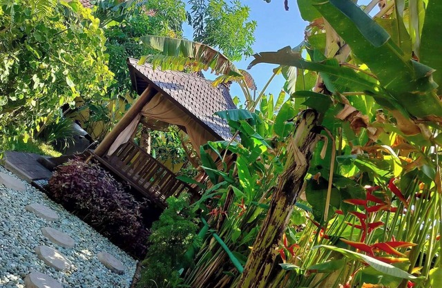 Villa Layang Bulan for men