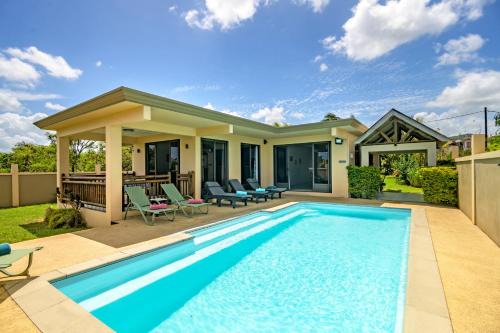Villa Les Cocotiers by Oceanaxe Holidays