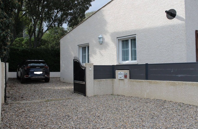 Villa Les Eucalyptus, in a quiet hamlet at the gateway to the Haut Languedoc region