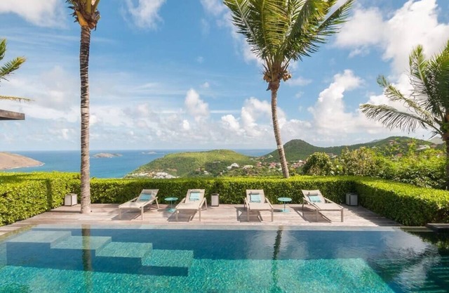 Villa LINA, piscina infinita climatizada - ¡Vistas espectaculares!