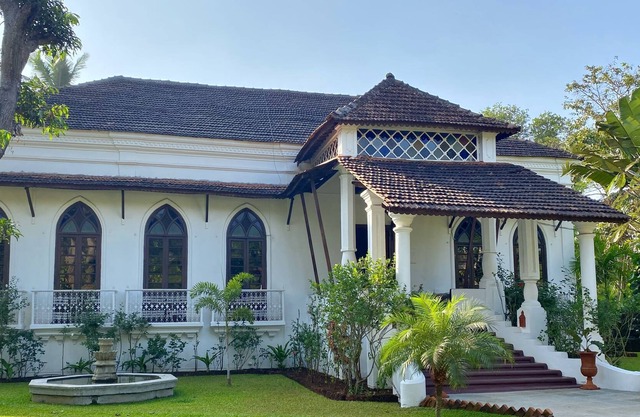 VILLA LOU GOA Heritage Portuguese House with Pool