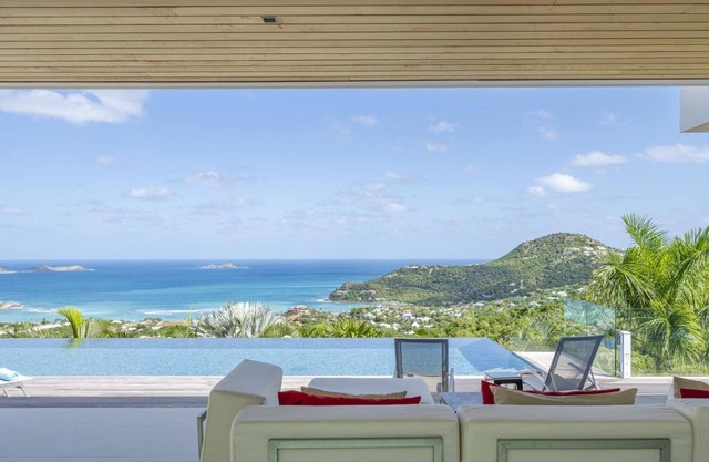 Villa Loukoko | Ocean View - Located in Wonderful Lurin with Private Pool