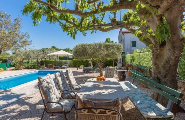 Casa de vacaciones Villa Lucky en Buje/Brtonigla - 8 personas, 3 dormitorios