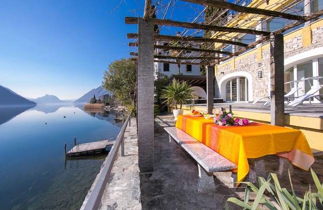 Villa Lugano Lakefront, Valsolda, Italia