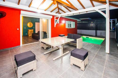 Villa LUGNA piscine privée