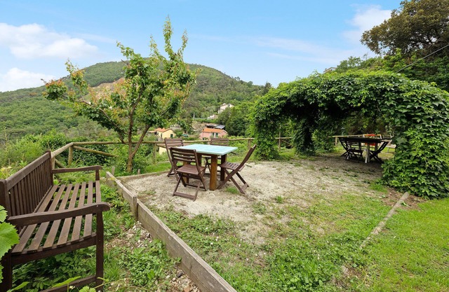 Villa 'Luisa' con vistas al mar, terraza compartida y Wi-Fi