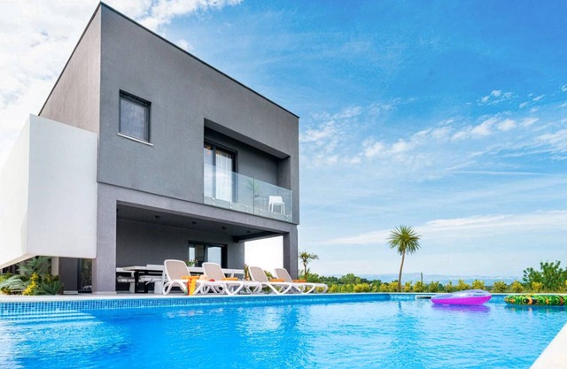 Stunning Villa Lux Croatia with heated pool