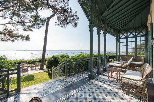 Villa Madeleine en 1ere ligne pour 13 personnes