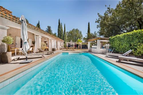 Villa Madiana -"La Perle et Le Diamant" idéale grande famille, groupe amis, salle fitness, Jardin, proche Cannes, Grasse, Antibes,