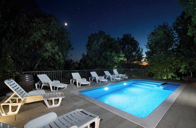 Villa Madunic with private pool