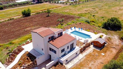 Villa Maguetta with private pool in Scopello