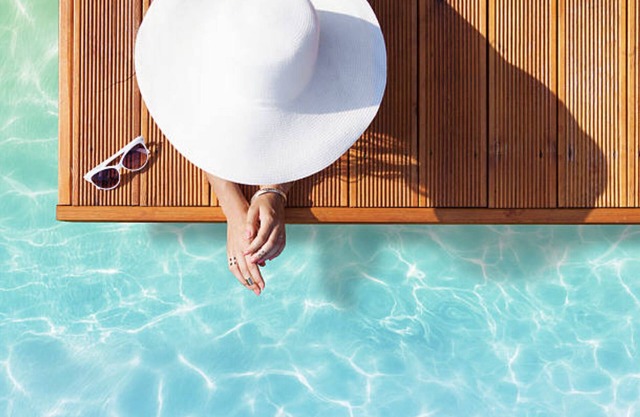 Villa Malaya sea view, with depandance, two pools for 18 people
