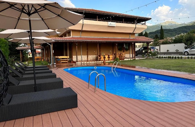 Villa Manevi