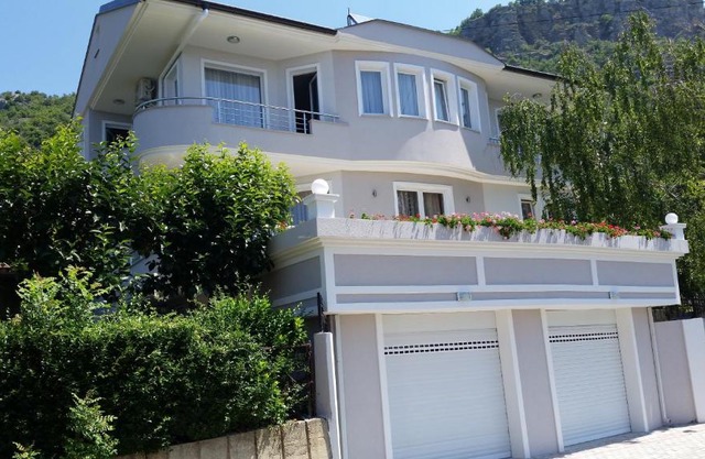 Villa Maria