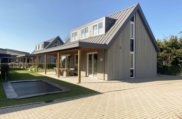 Villa Maroma Regal luxurious stay for business and private free 4 E-bikes