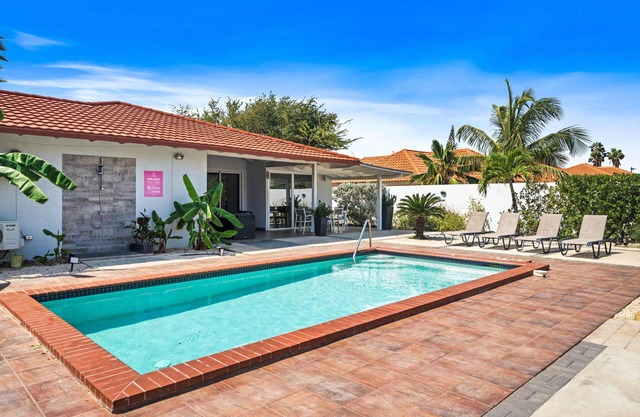¡NUEVO! Villa Marquesa villa de lujo barrio seguro a 5 minutos de la playa