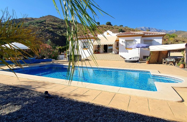 Villa Marylou avec piscine en Montagnes, Andalousie
