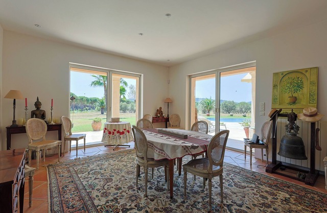 Villa Mas Naja · Luxury Retreat, Pool & Helipad