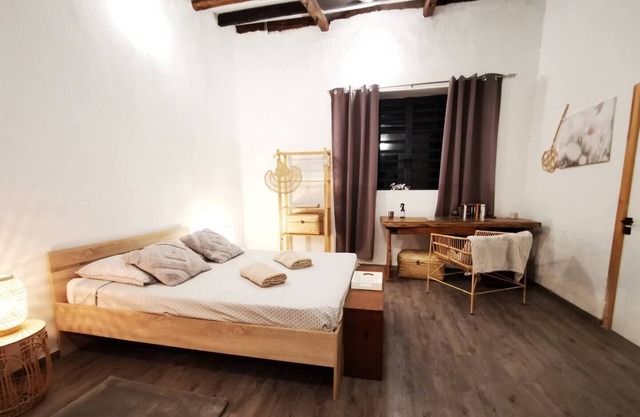 Villa Matadie "romantic with salt pool, 5 minutes from the beach!