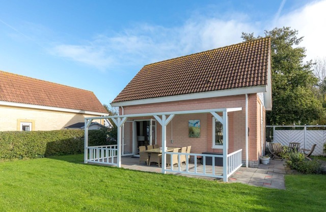 "Villa Meerchen", Villa mit überdachter Terrasse, 800m vom Strand entfernt