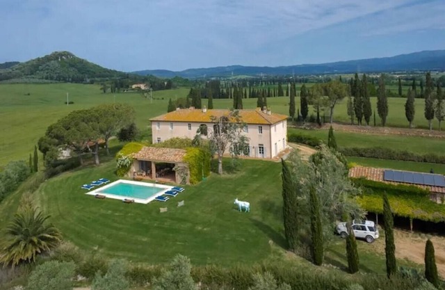 Villa Melissa - Stunning Tuscan Villa With Pool