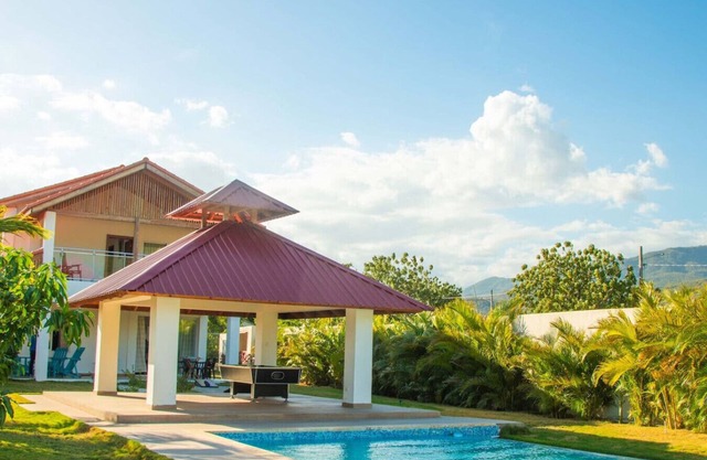 Villa de Lujo con Piscina y Vistas | OcoaBay
