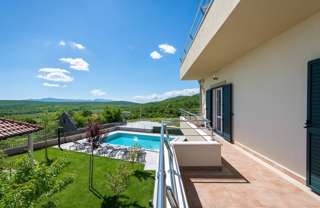 Villa Miam-Four Bedroom Villa with Private Pool